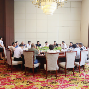 永新县企业家早餐会聚焦超纤复合新材料产业配套服务