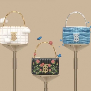 Burberry推出虚拟手袋