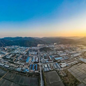 龙安：聚力转型升级，合成革等产业发展持续优化