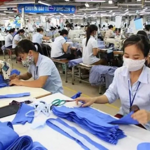 越南纺织品服装企业正面临来自全球通货膨胀造成的巨大压力 ...