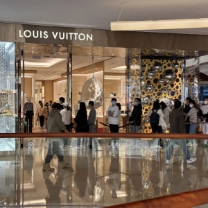 LV和Dior等时装皮具部门第二季销售破100亿欧元