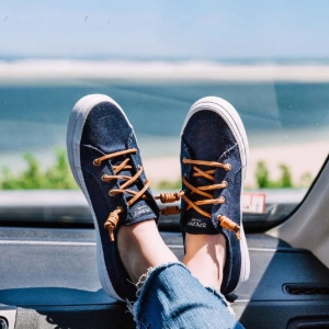 Forever 21母公司收购美国鞋履品牌Sperry
